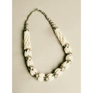 VINTAGE EXOTIC NECKLACE